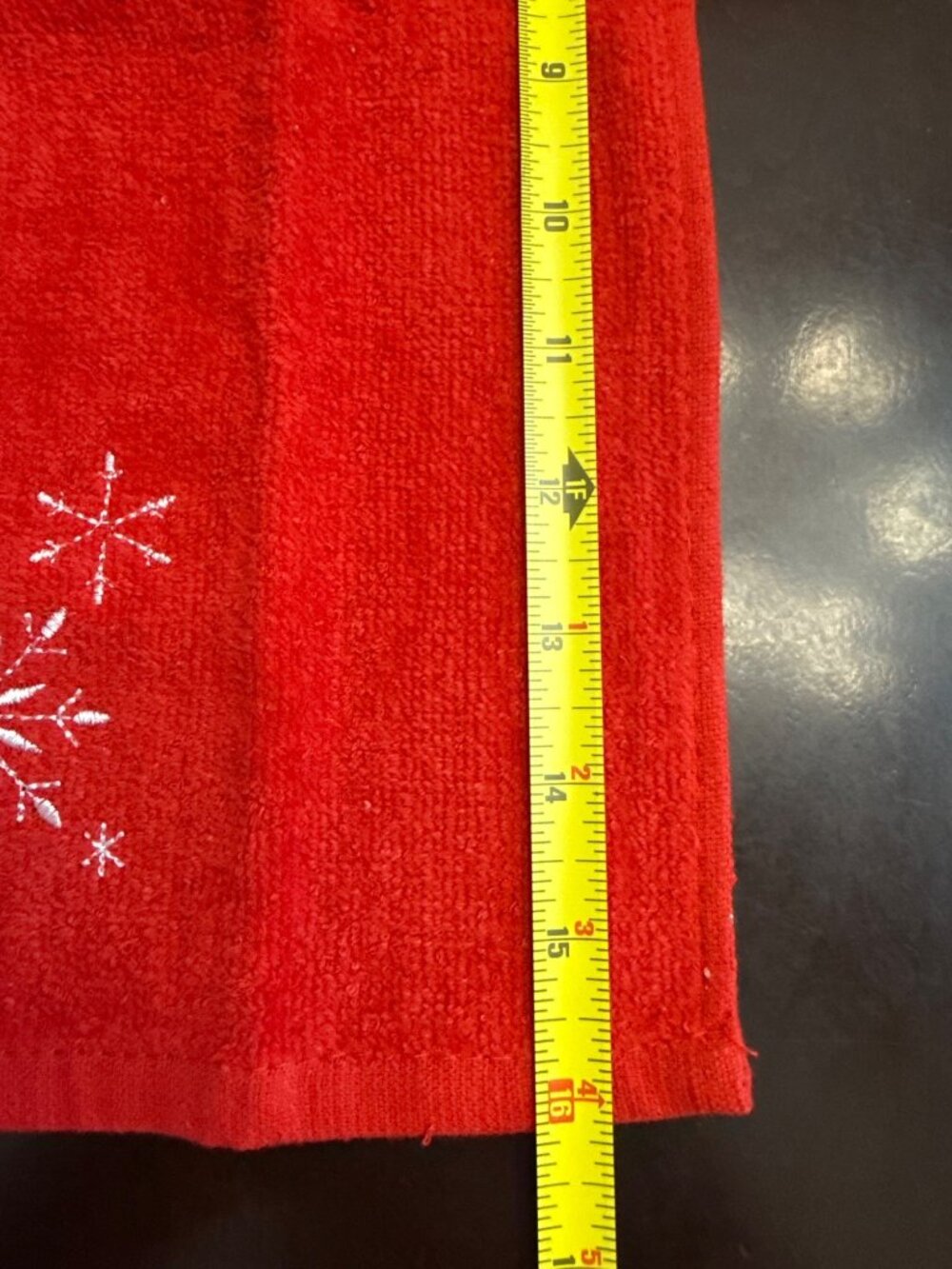 Embroidered Christmas Washcloths Towels Red Snowflake 16"x10" Holiday - Picture 4 of 4